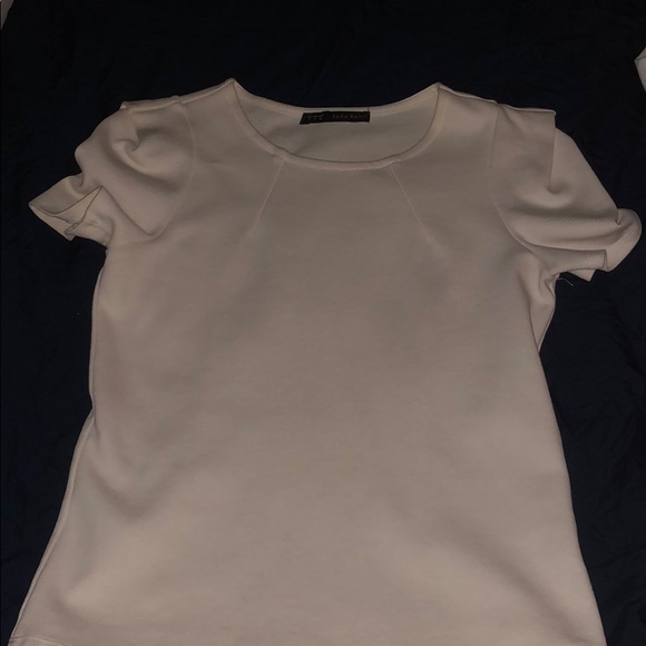 Zara Basic - Picture 1 of 1